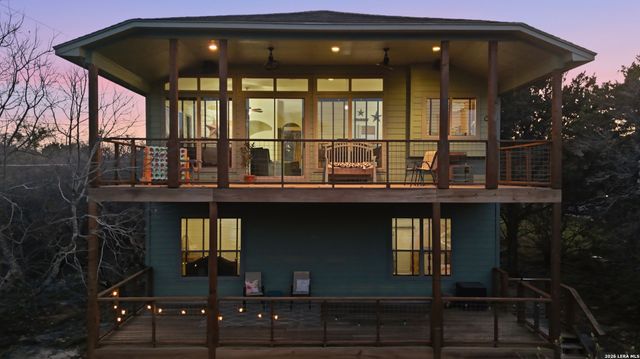 1211 Sherwood, Canyon Lake, TX 78133