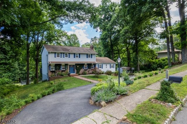 9 Parkwood Rd, Roxbury Twp., NJ 07876
