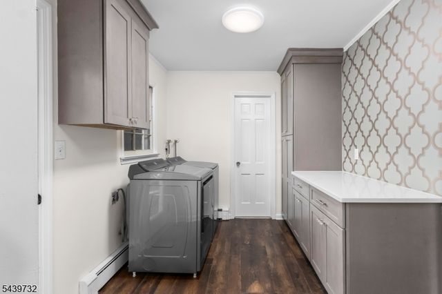 9 Parkwood Rd, Roxbury Twp., NJ 07876