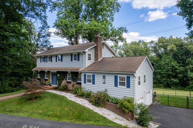 9 Parkwood Rd, Roxbury Twp., NJ 07876