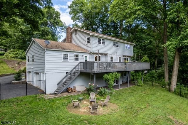 9 Parkwood Rd, Roxbury Twp., NJ 07876