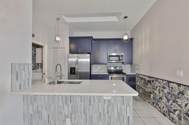 2020 NANTUCKET DRIVE, Sun City Center, FL 33573