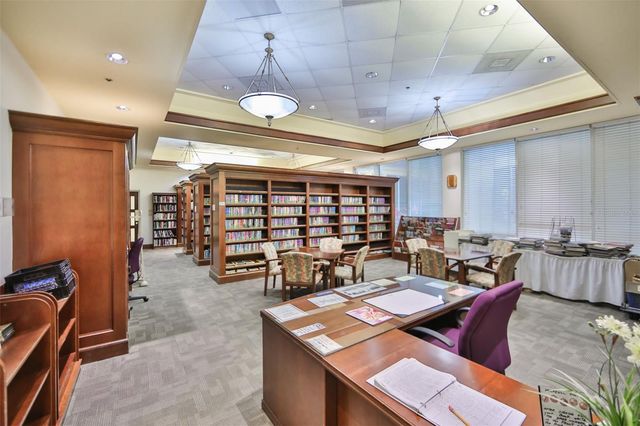 2020 NANTUCKET DRIVE, Sun City Center, FL 33573