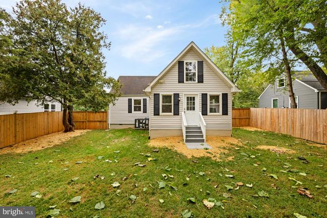 6728 BARRETT RD, Falls Church, VA 22042