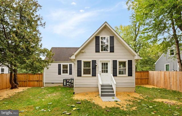 6728 BARRETT RD, Falls Church, VA 22042