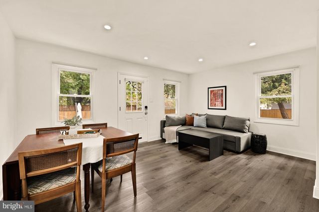 6728 BARRETT RD, Falls Church, VA 22042