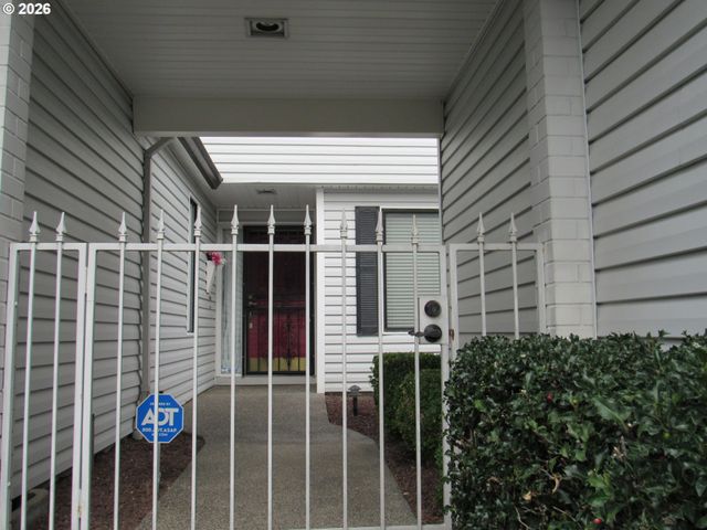 3202 Se 153RD Ave, Vancouver, WA 98683