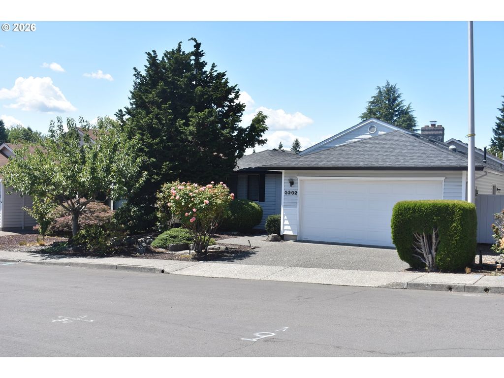 3202 Se 153RD Ave, Vancouver, WA 98683