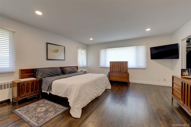 189 Old Westbury Road, Old Westbury, NY 11568