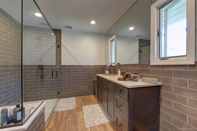 189 Old Westbury Road, Old Westbury, NY 11568