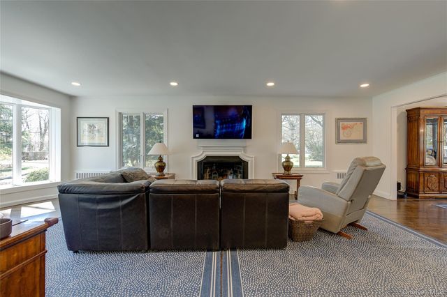 189 Old Westbury Road, Old Westbury, NY 11568