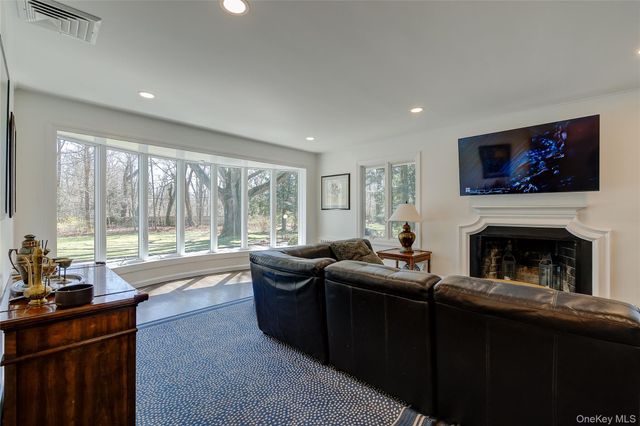 189 Old Westbury Road, Old Westbury, NY 11568