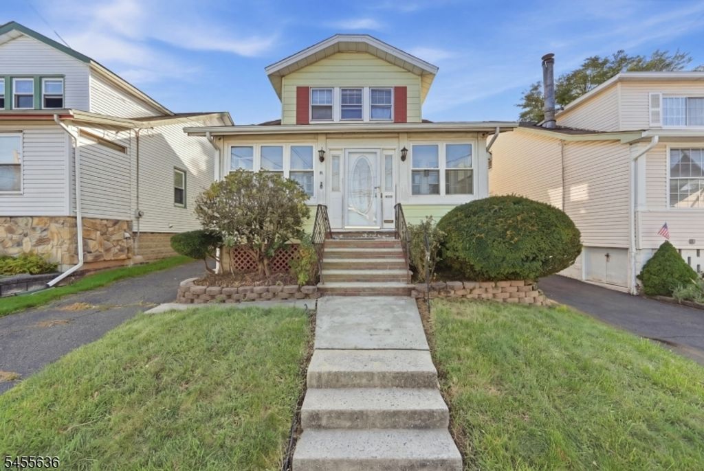 2138 Stecher Ave, Union Twp., NJ 07083 — exterior