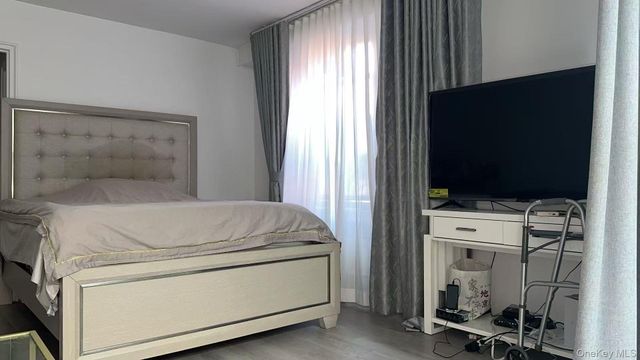 144-44 41st Avenue 1F, Flushing, NY 11355