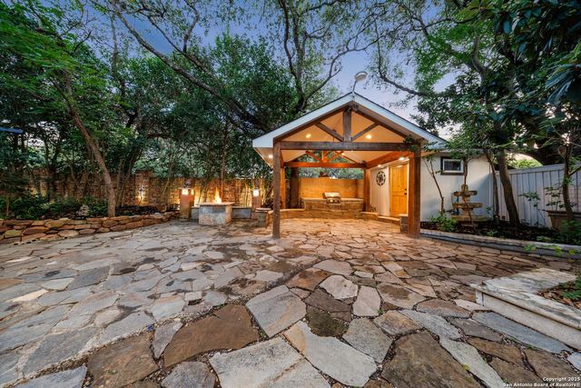 9102 Broxton, San Antonio, TX 78240