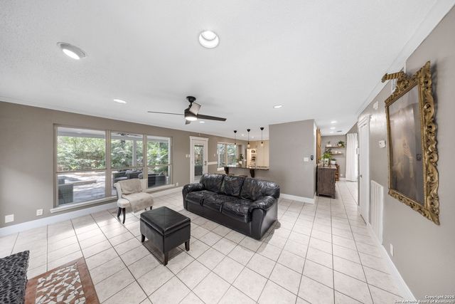 9102 Broxton, San Antonio, TX 78240