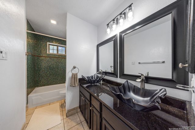 9102 Broxton, San Antonio, TX 78240