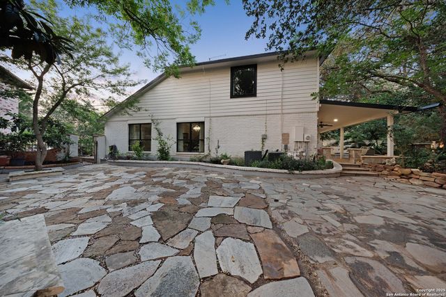 9102 Broxton, San Antonio, TX 78240