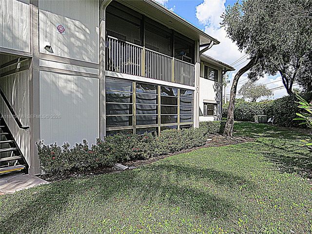 10753 W Clairmont Circle 106, Tamarac, FL 33321