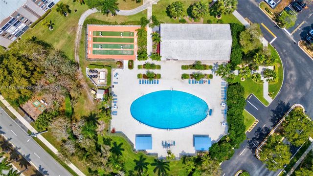 10753 W Clairmont Circle 106, Tamarac, FL 33321