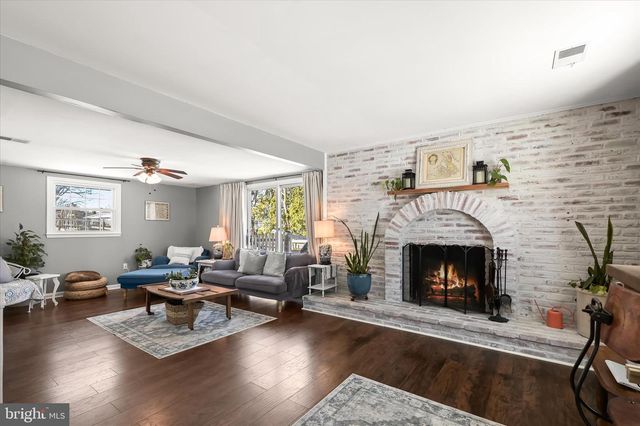 5410 FANTAIL DR, Sykesville, MD 21784