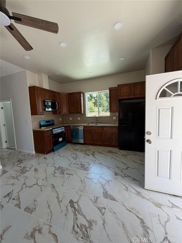 10600 Hillview, Chatsworth, CA 91311