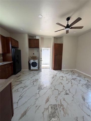 10600 Hillview, Chatsworth, CA 91311