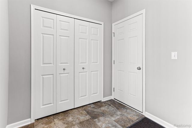 286 SPRINGVIEW Street, Scio Township, MI 48103