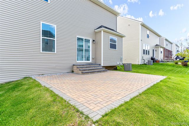 286 SPRINGVIEW Street, Scio Township, MI 48103