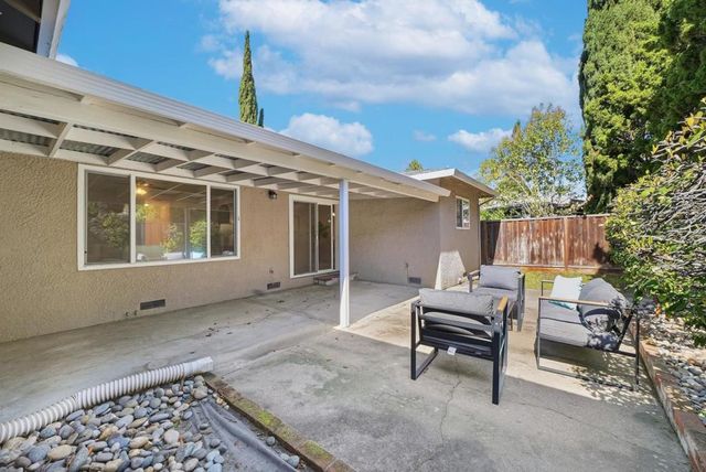 1451 Tyler Park Way, Mountain View, CA 94040