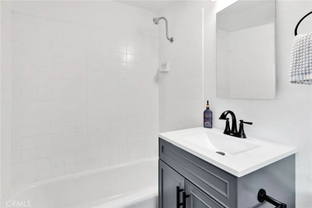 480 Valley Road, Crestline, CA 92325