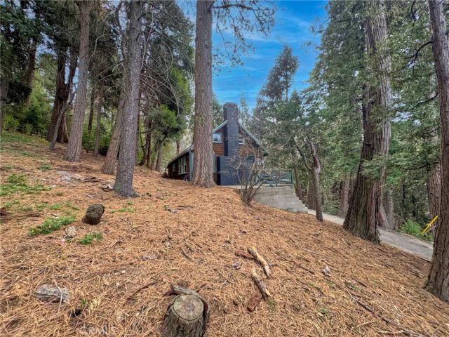 480 Valley Road, Crestline, CA 92325