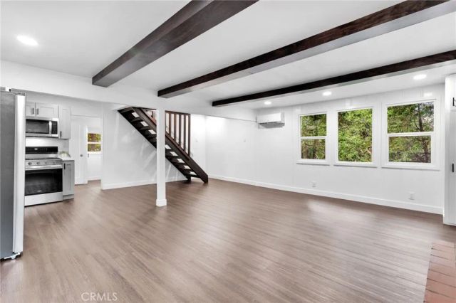 480 Valley Road, Crestline, CA 92325