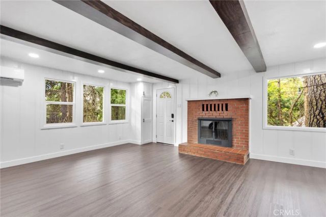 480 Valley Road, Crestline, CA 92325