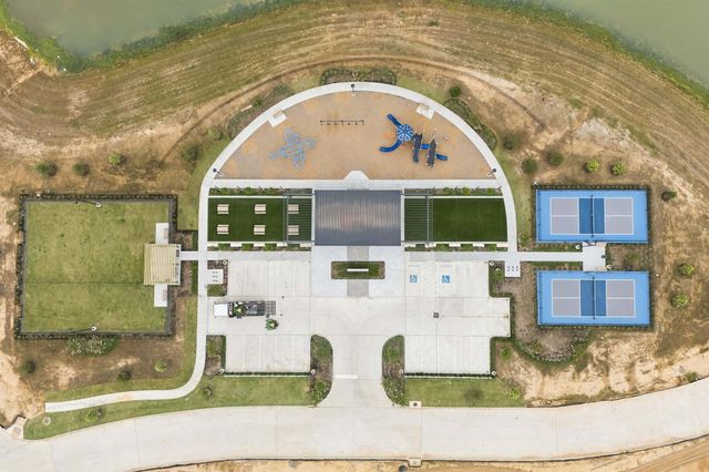 10989 Runway Road, Conroe, TX 77303