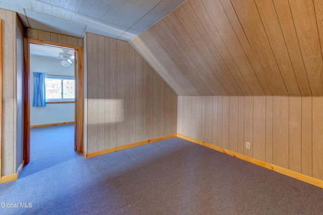 6 Park Way, Castleton-on-hudson, NY 12033