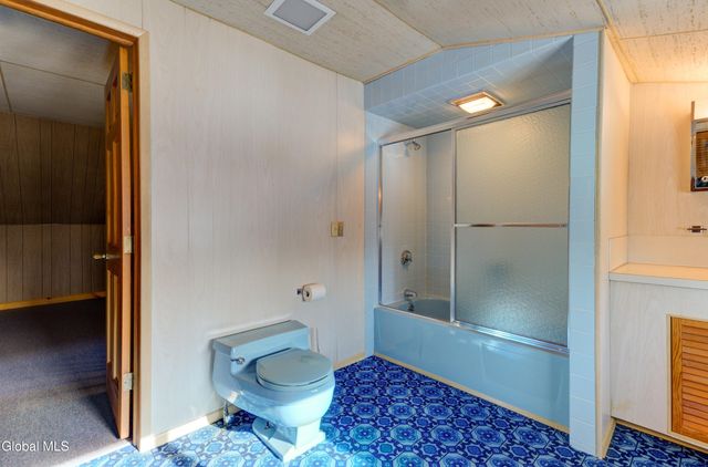 6 Park Way, Castleton-on-hudson, NY 12033