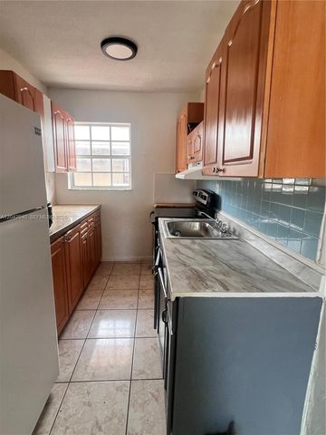 608 SW 15th Avenue 3, Miami, FL 33135