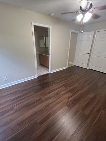 3804 Victoria Road, West Palm Beach, FL 33411