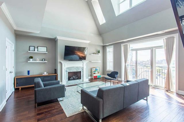 1845 S State Street 4, Chicago, IL 60616