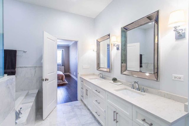 1845 S State Street 4, Chicago, IL 60616