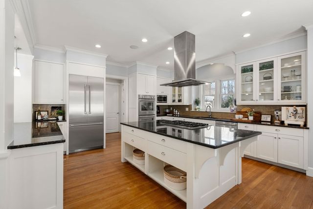 545 Concord Rd, Sudbury, MA 01776