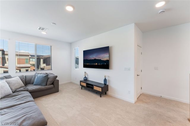 1305 Crimson Sunbird Avenue, North Las Vegas, NV 89084