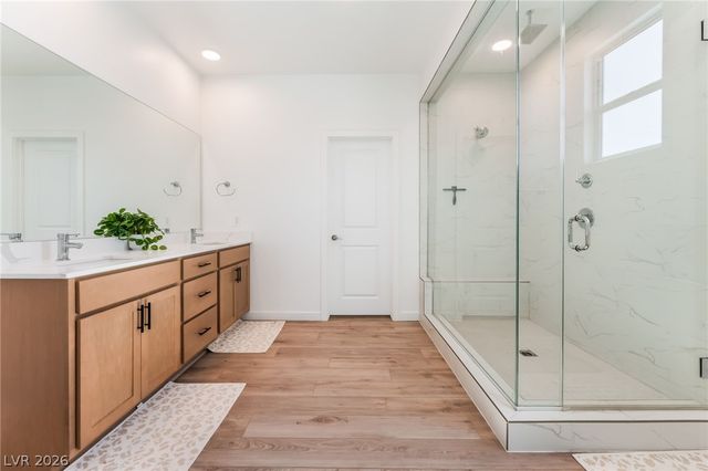 1305 Crimson Sunbird Avenue, North Las Vegas, NV 89084