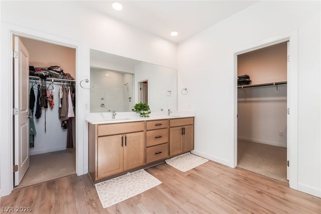 1305 Crimson Sunbird Avenue, North Las Vegas, NV 89084