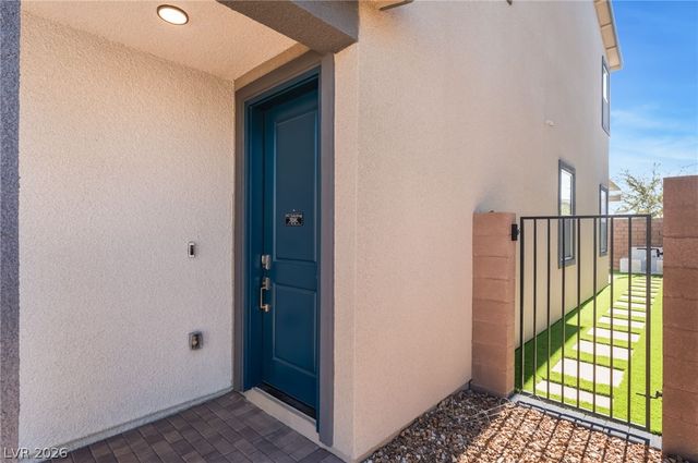 1305 Crimson Sunbird Avenue, North Las Vegas, NV 89084