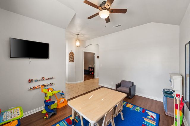 117 Lariat Trail, Waxahachie, TX 75165