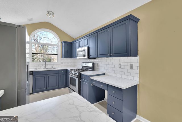 613 Sweet Basil Lane, Woodstock, GA 30189