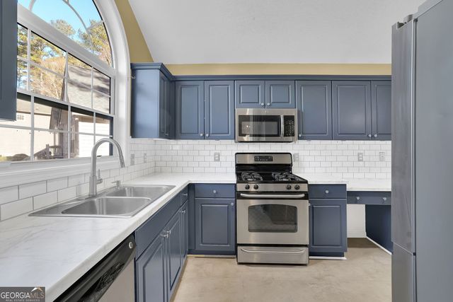 613 Sweet Basil Lane, Woodstock, GA 30189