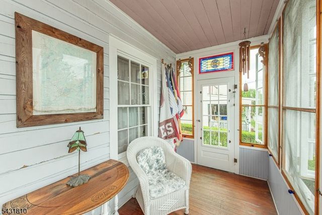 8 Kelly Place, Stanhope Boro, NJ 07874